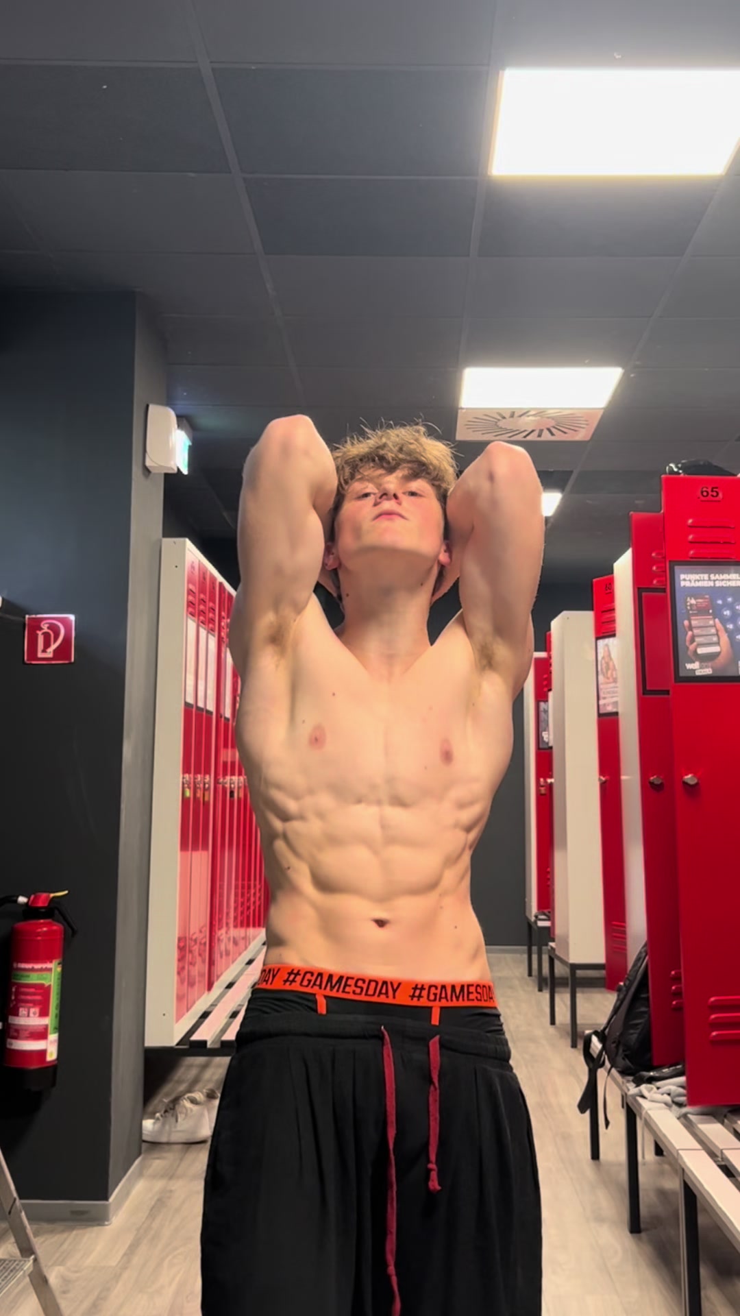@henri_ aestheticz