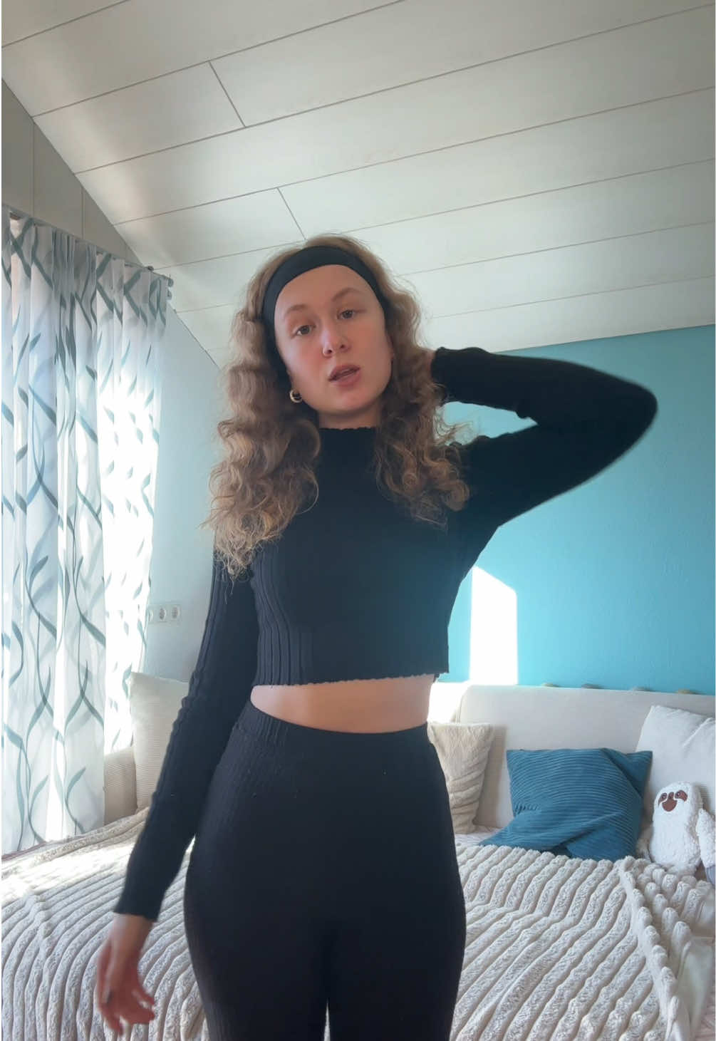 @𝑹𝒐𝒎𝒚