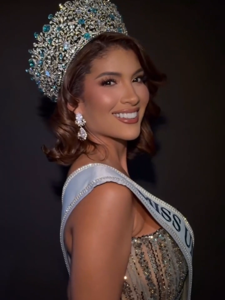 @CuracaoQueens