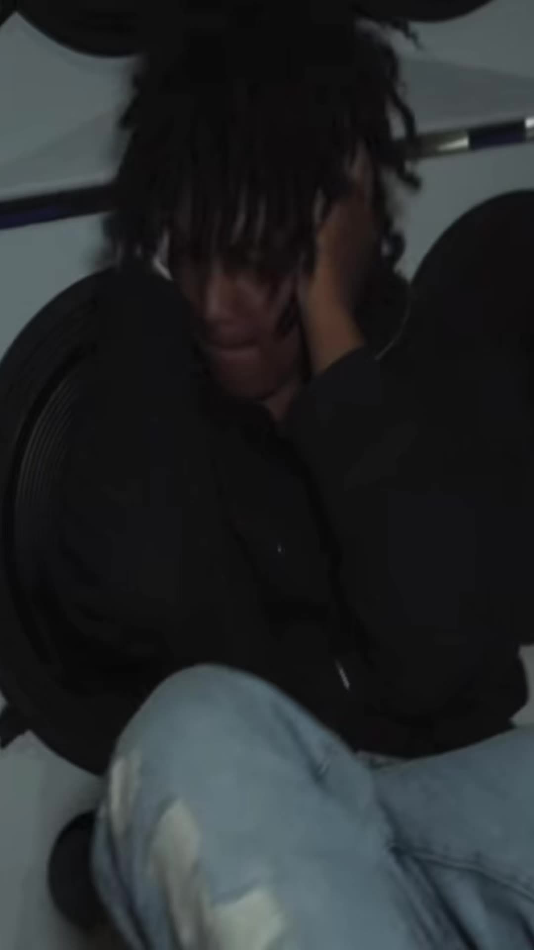 @+