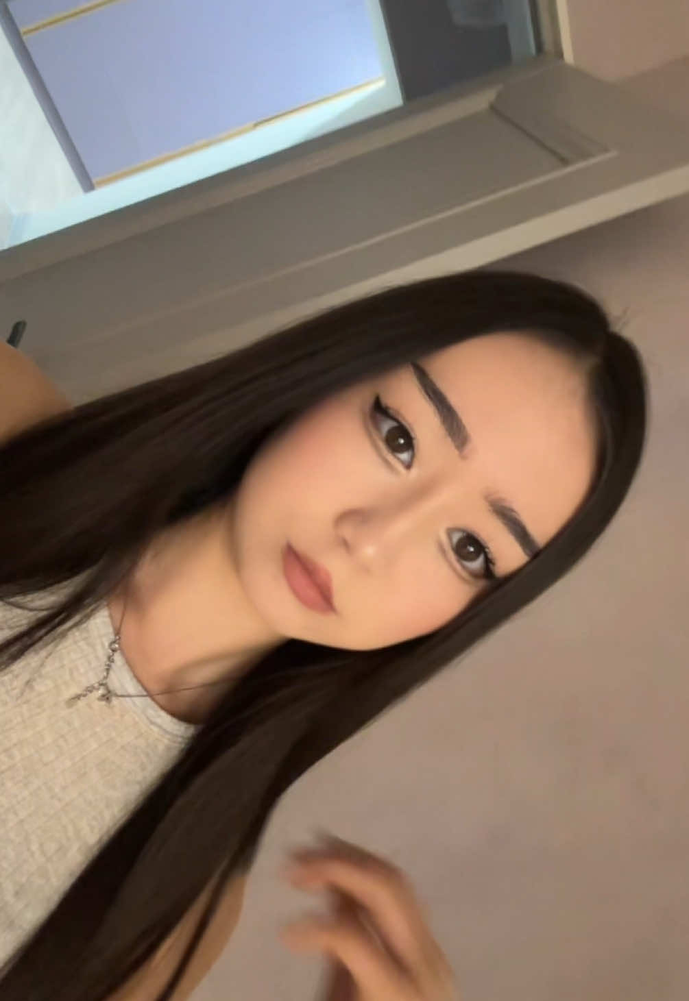 @️