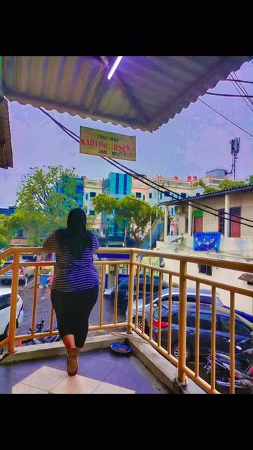 @Diny