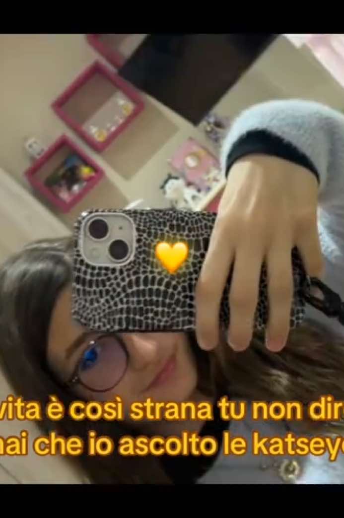 @GRETAAAAAAAAA