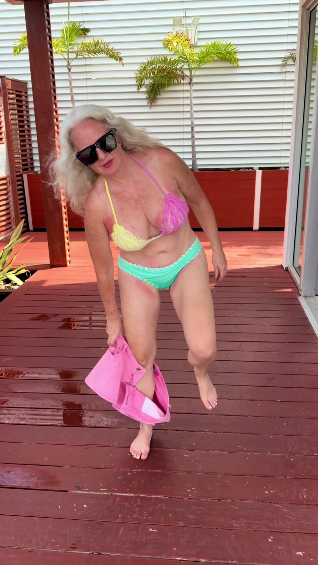 @bombshellnurseofficial