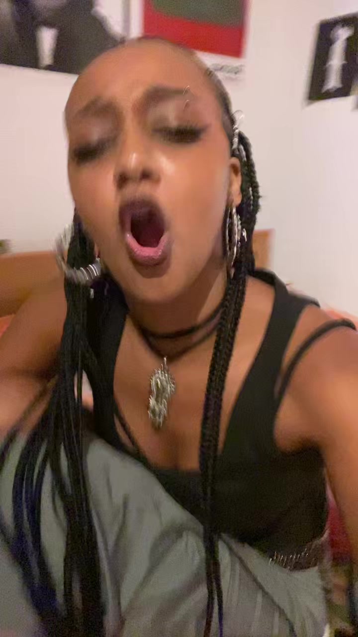 @In_daiana_jones