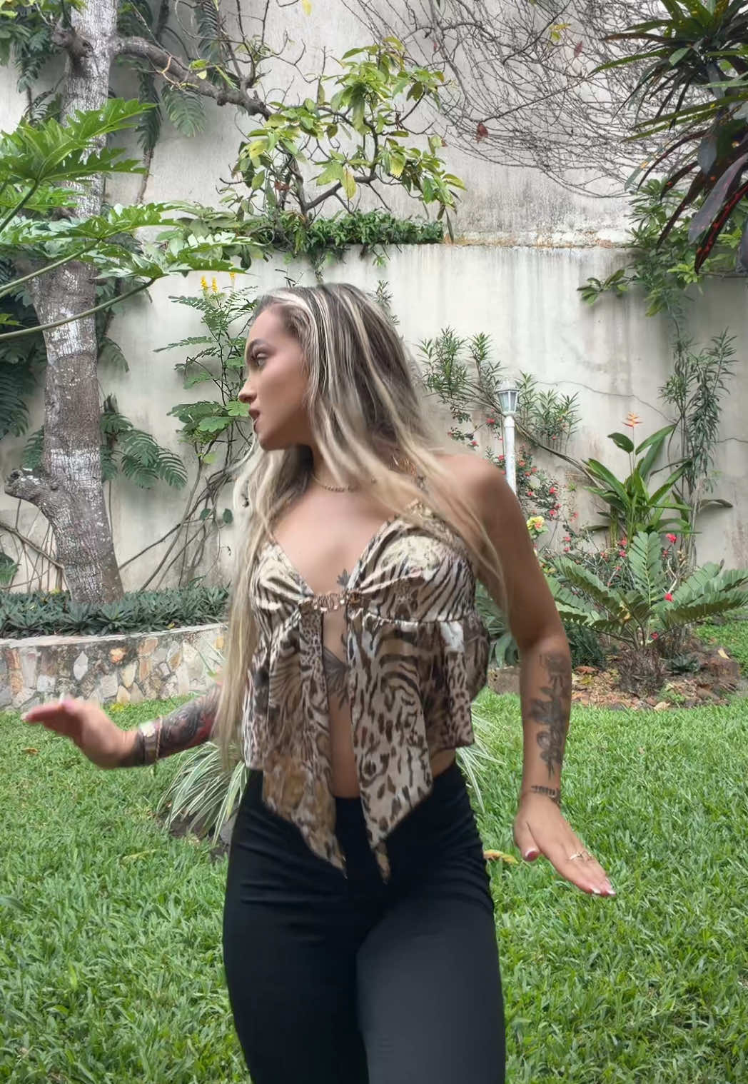 @salessesjulia