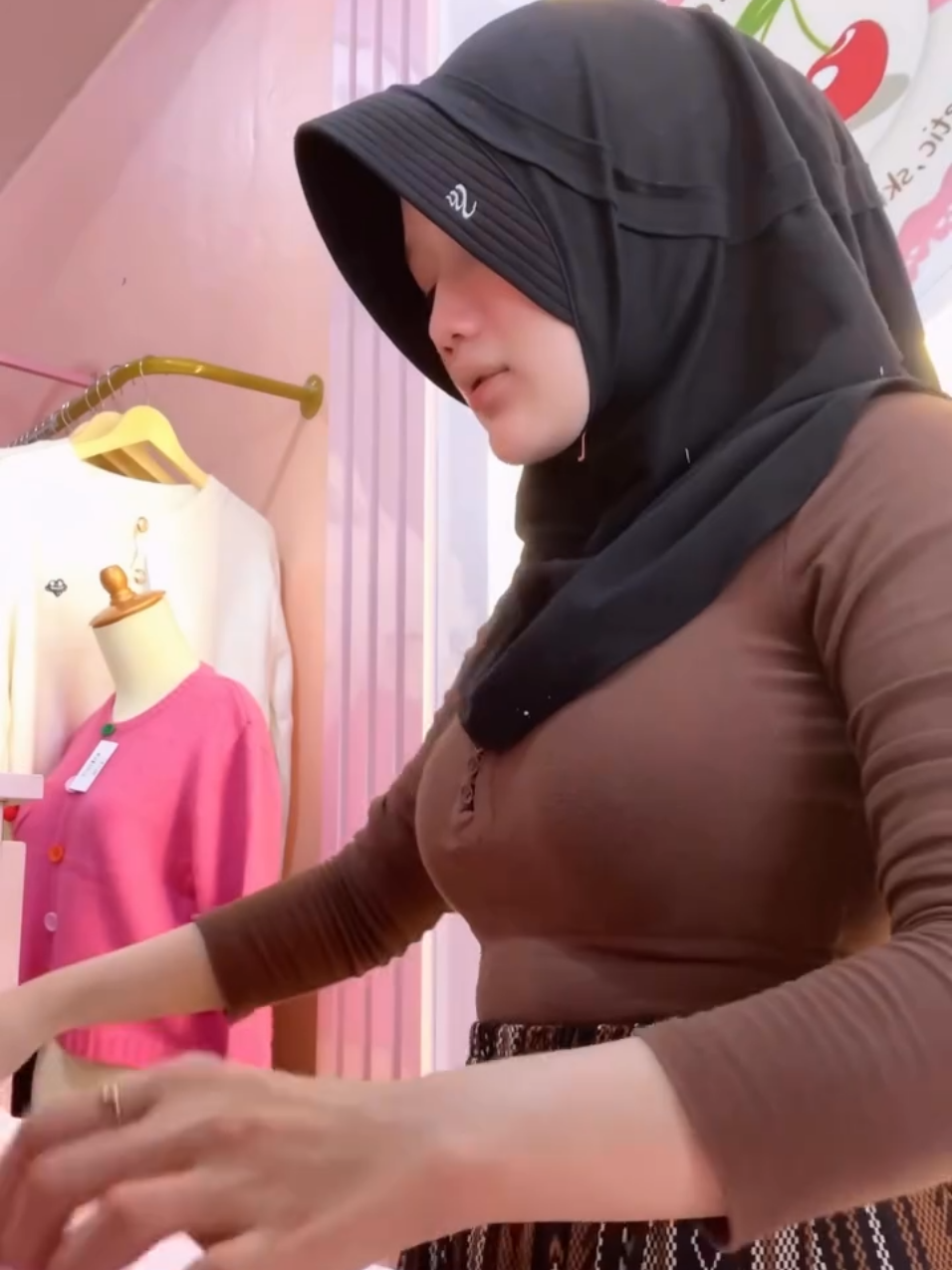 @ZAHRA ALINA