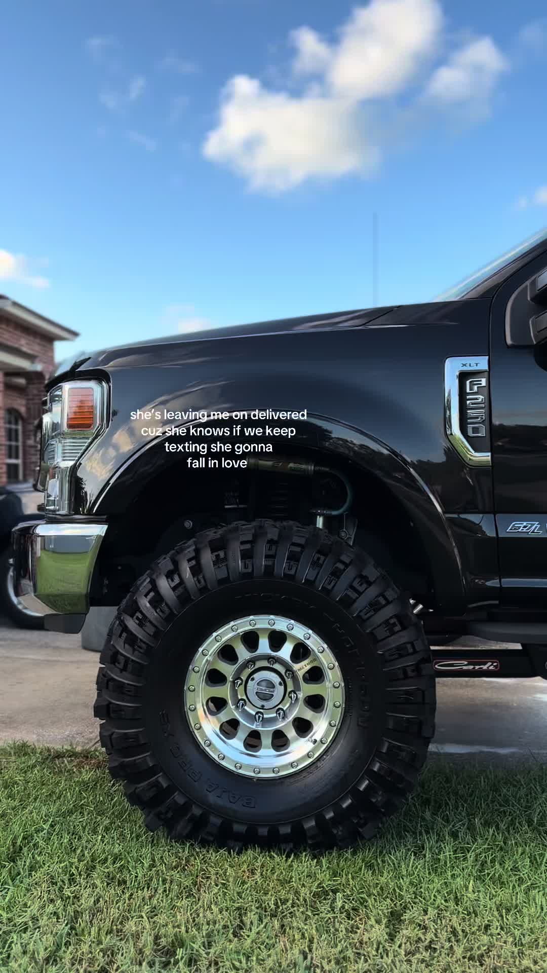 @️