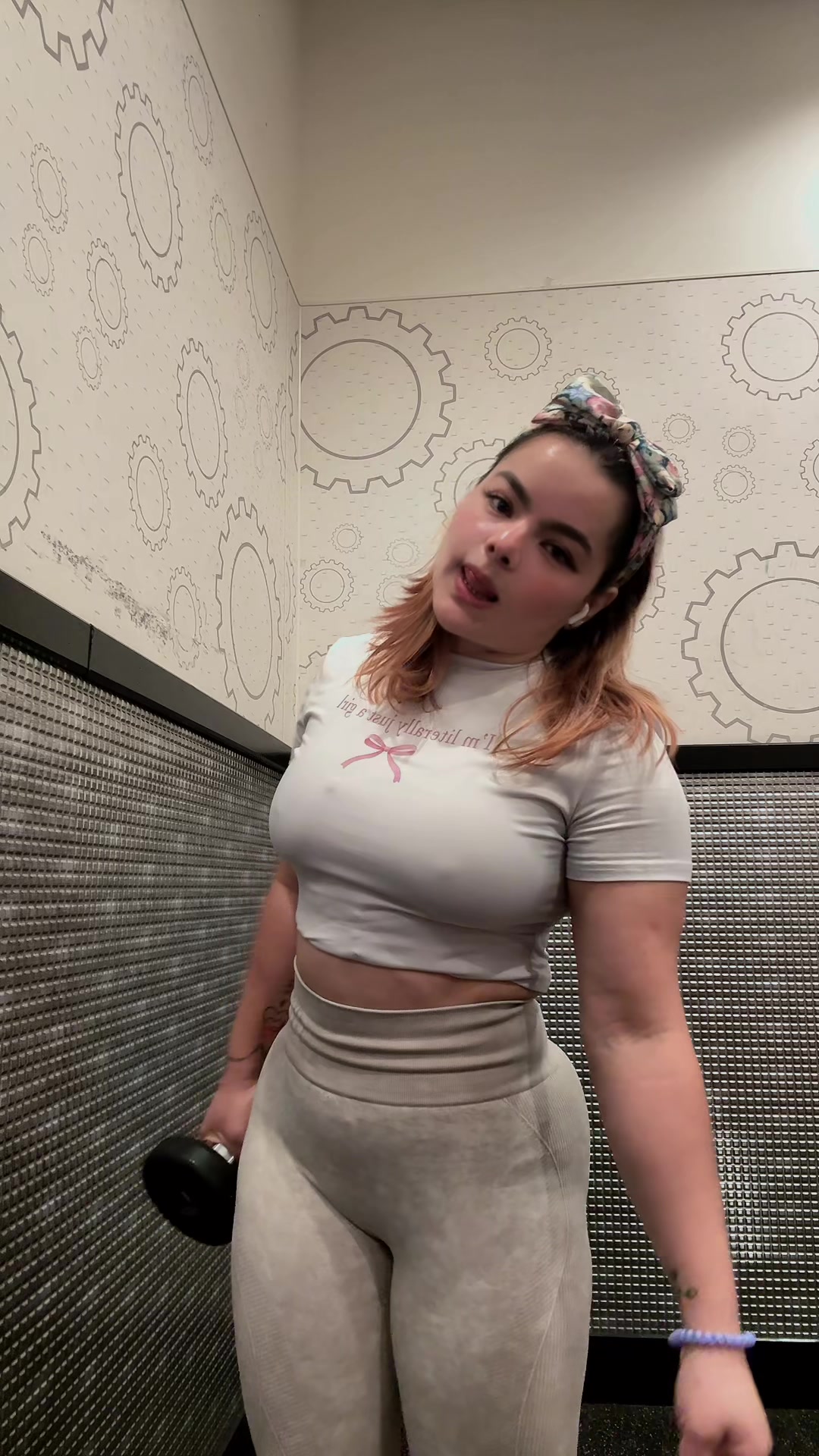 @Bella Leiva