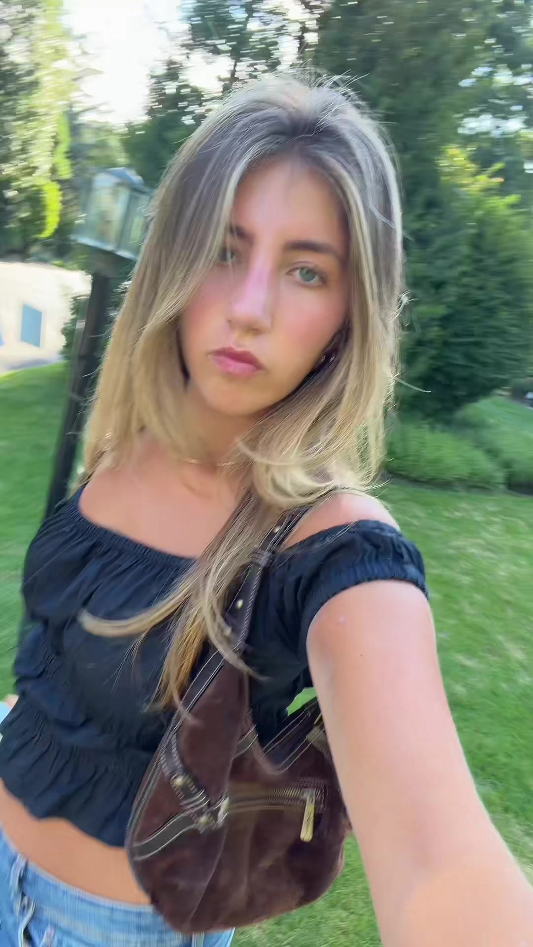 @ari rosen :)