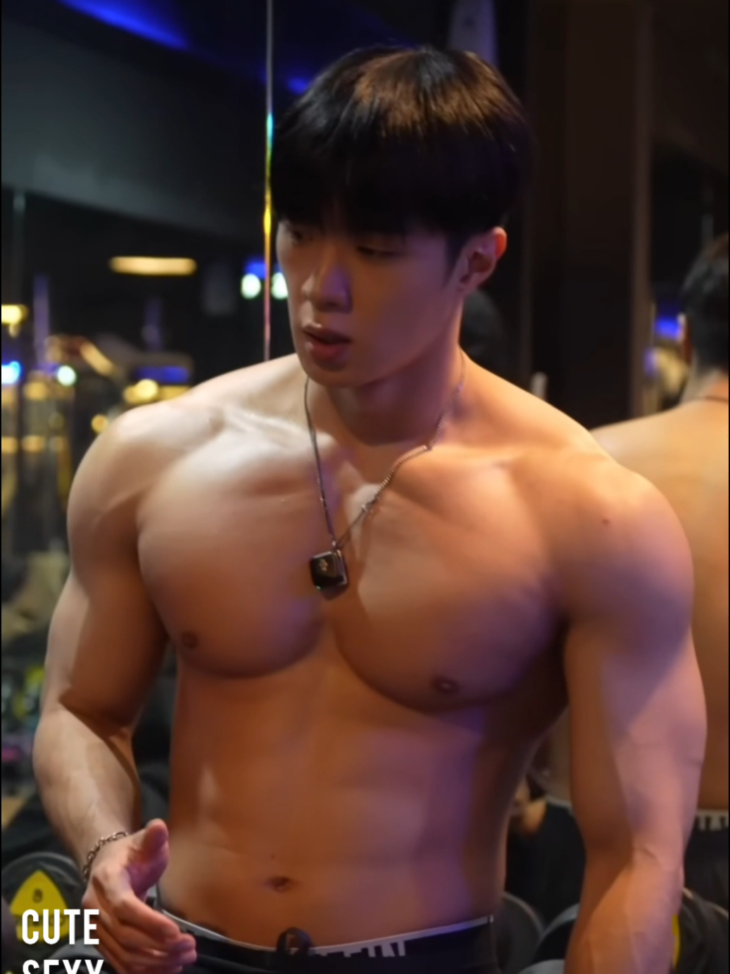 @Boys_Charm