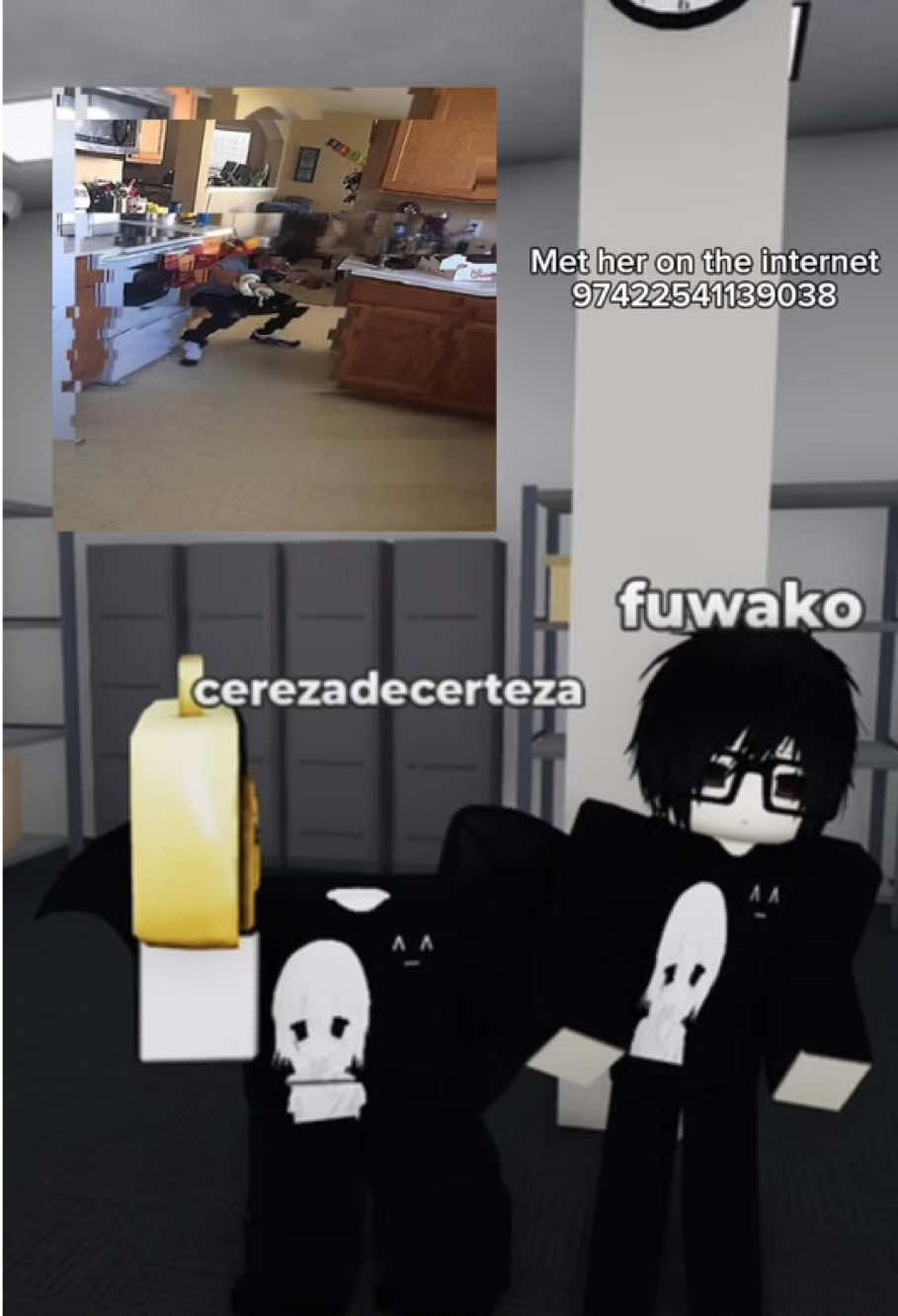 @E!