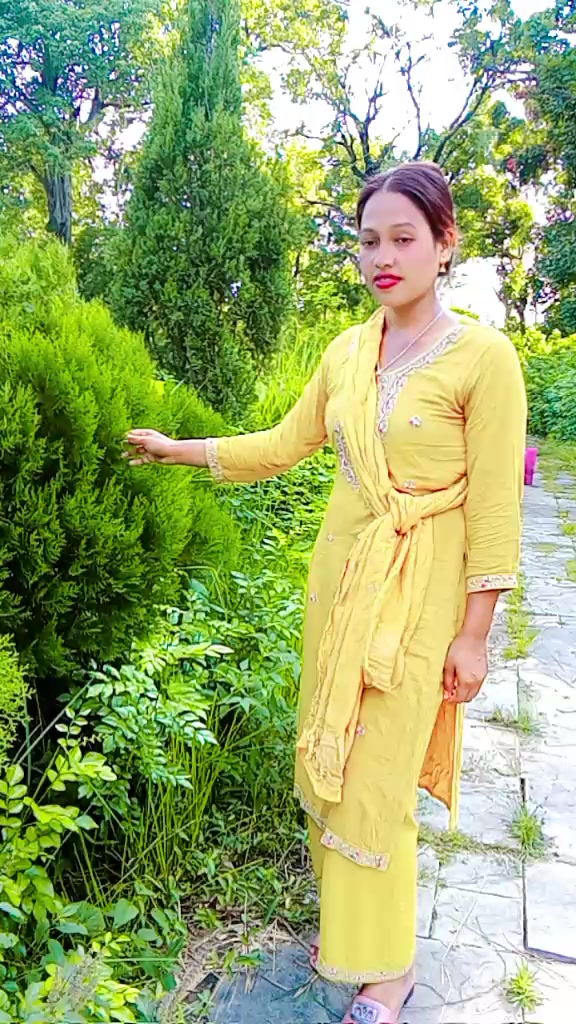 @Madhu_Ch🍂