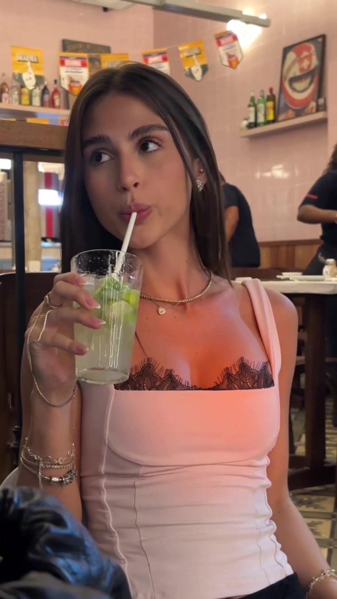 @Ana Vi