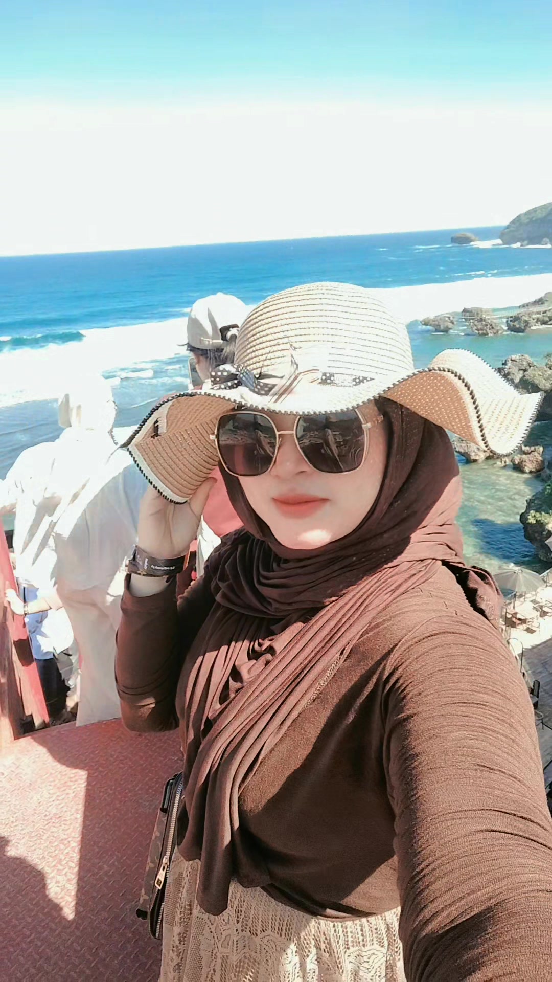 @tanpanama