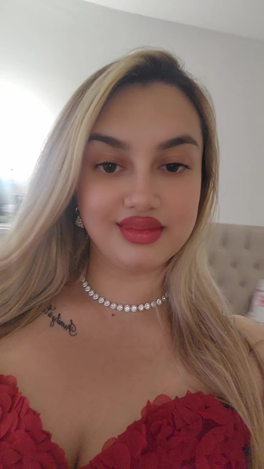 @denise25