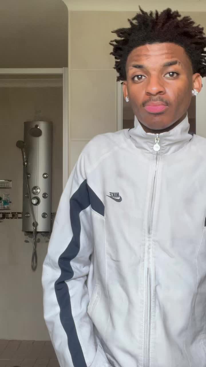 @Synn*