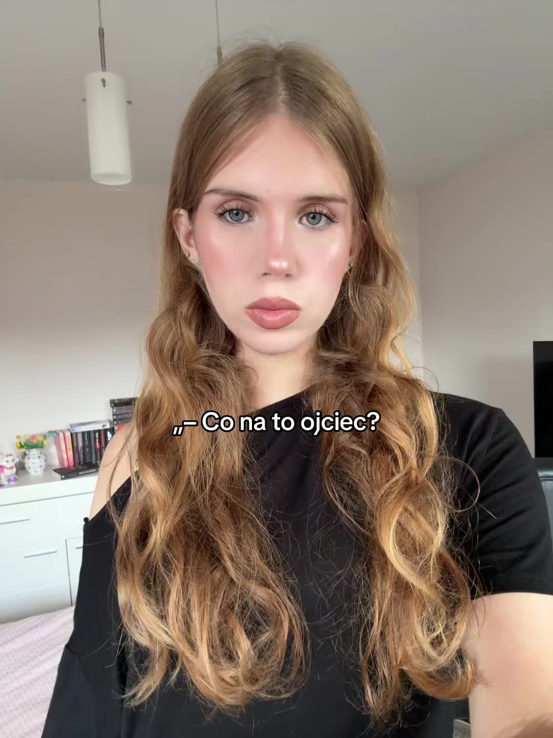 @veronica || booktok
