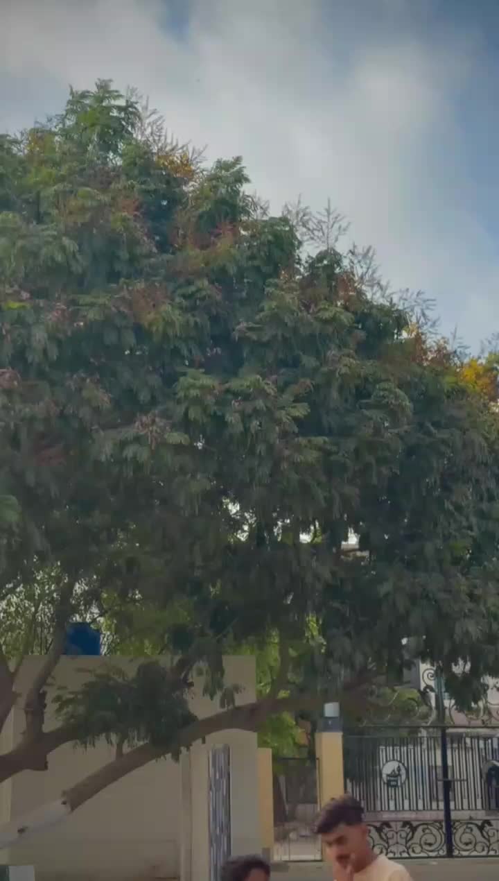@ESHAN 🪐🥰🤙🏼