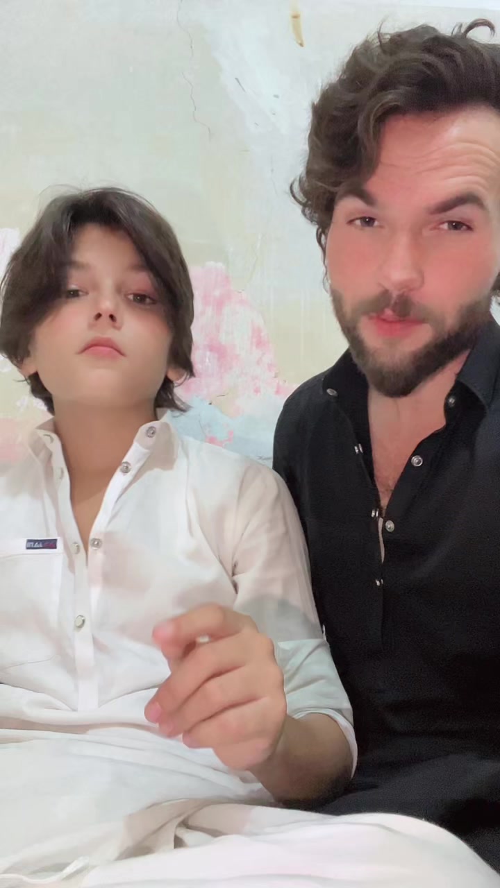 @👑 HASSAN_BACHA 👑🦅