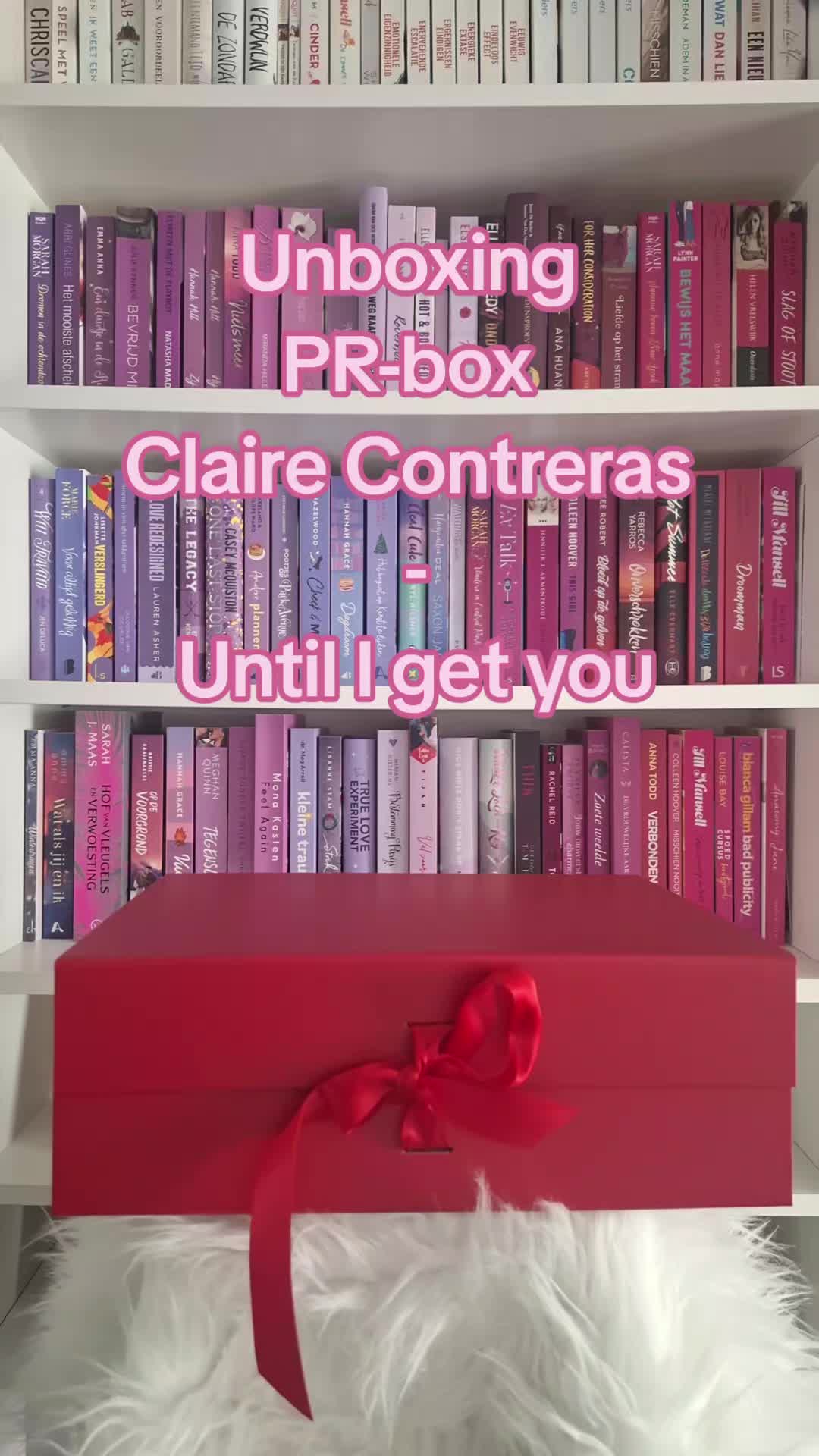 @loraines_books