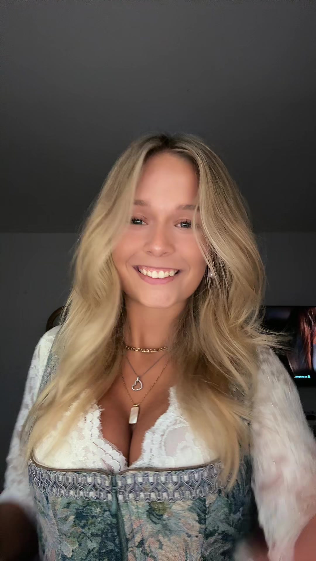 @unlustigepela