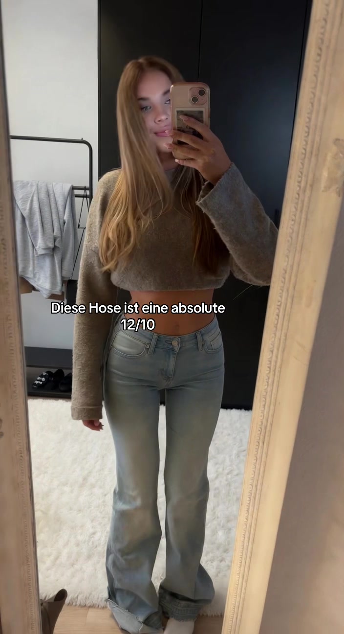 @P𝒐𝓼𝒆4𝓣𝒉𝒆𝓕𝒂𝓷𝓼