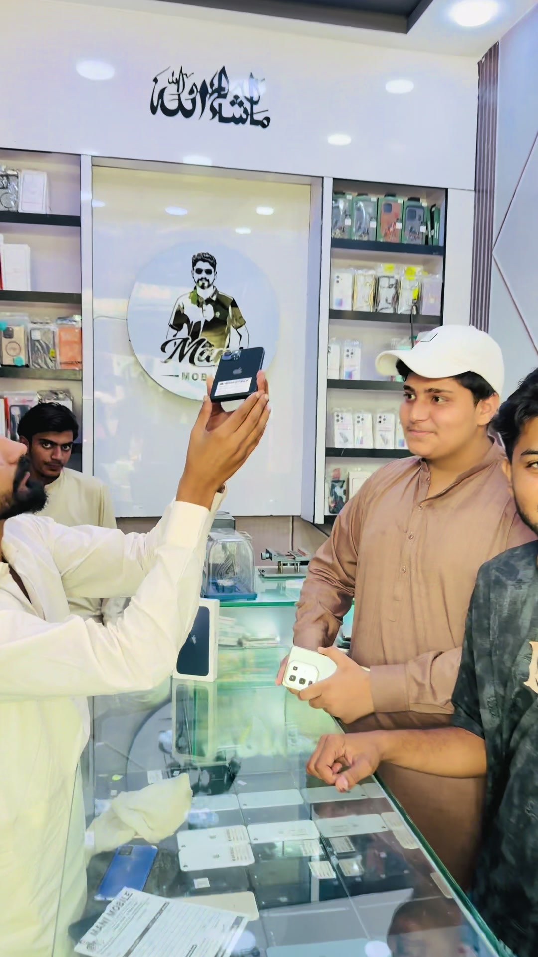 @Mani mobile gojra ✌️