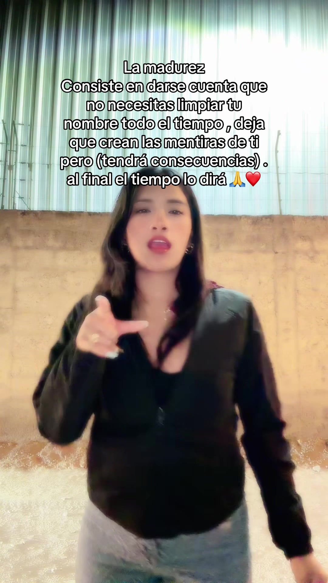 @Mikaela Abigail 🌻