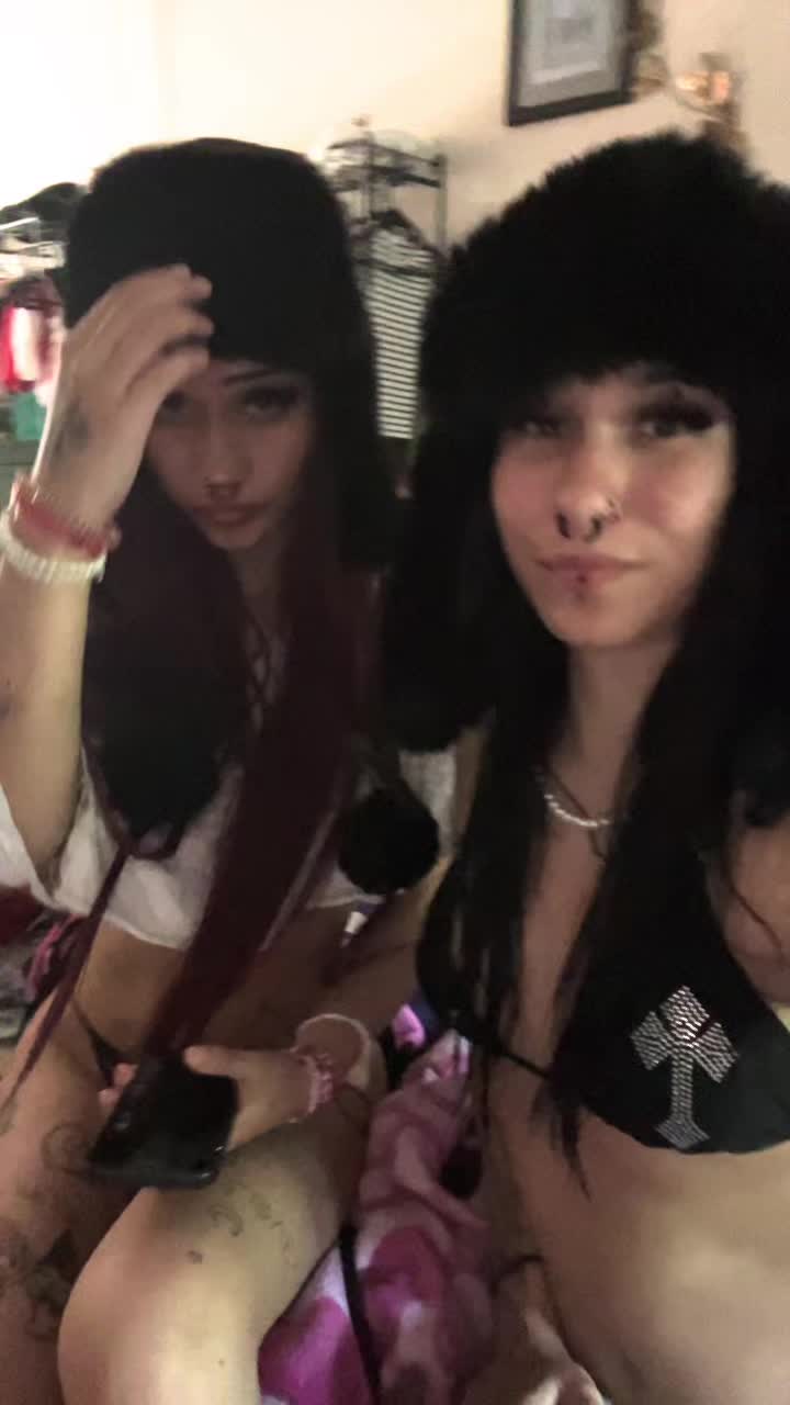 @️