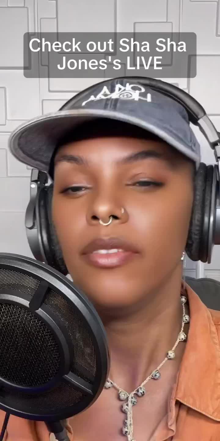 @Jazzy Lady
