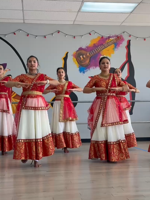 @shrutisdanceandyoga