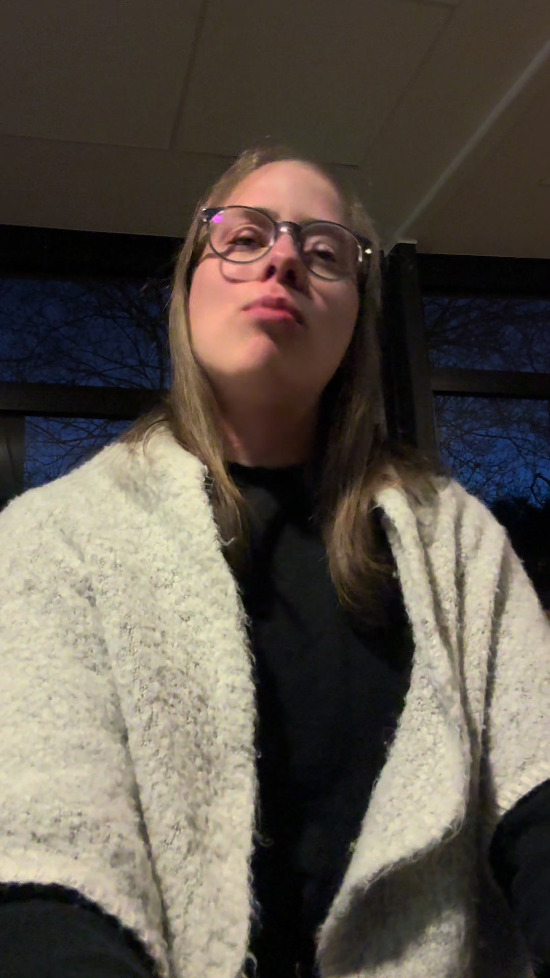 @julie🕯️