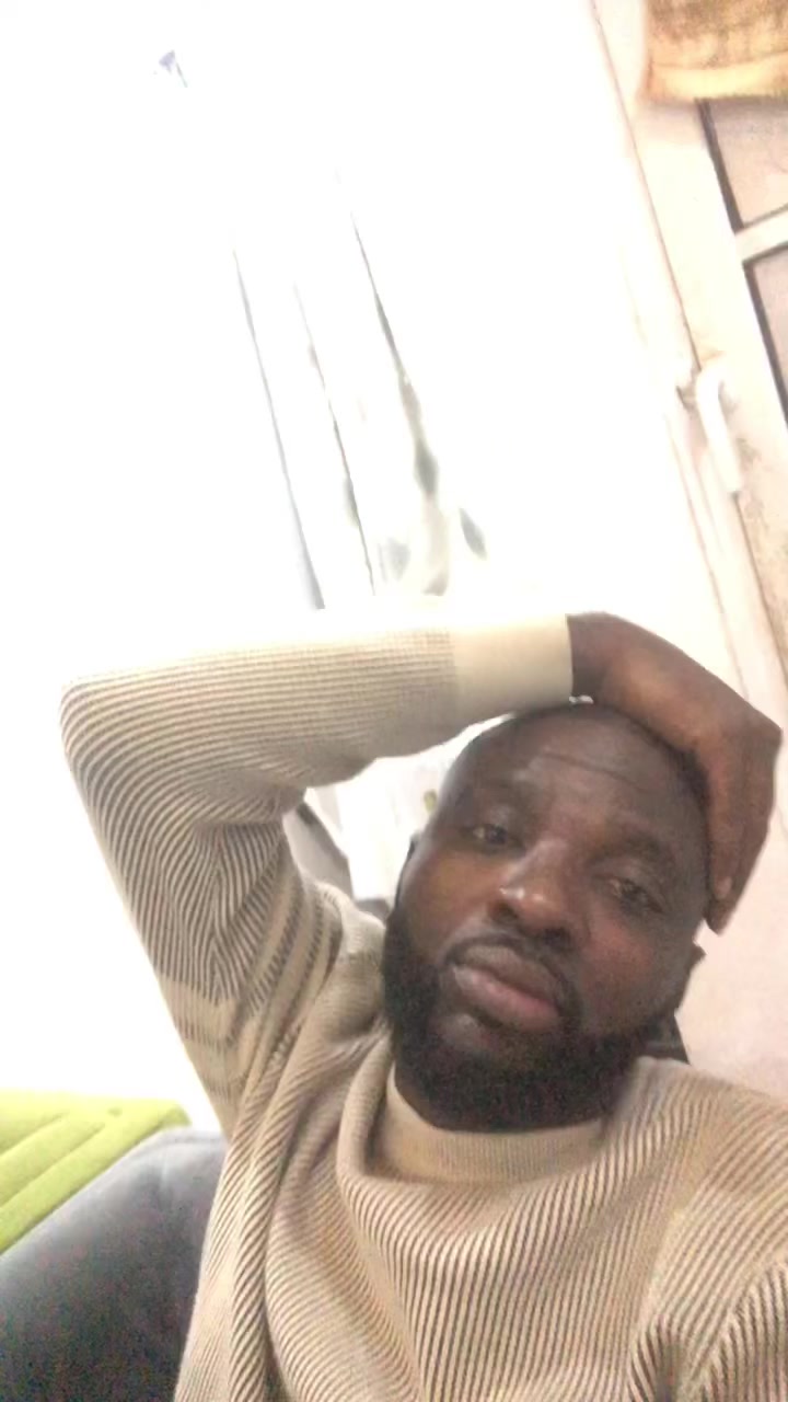 @Oluwaseyi 💧