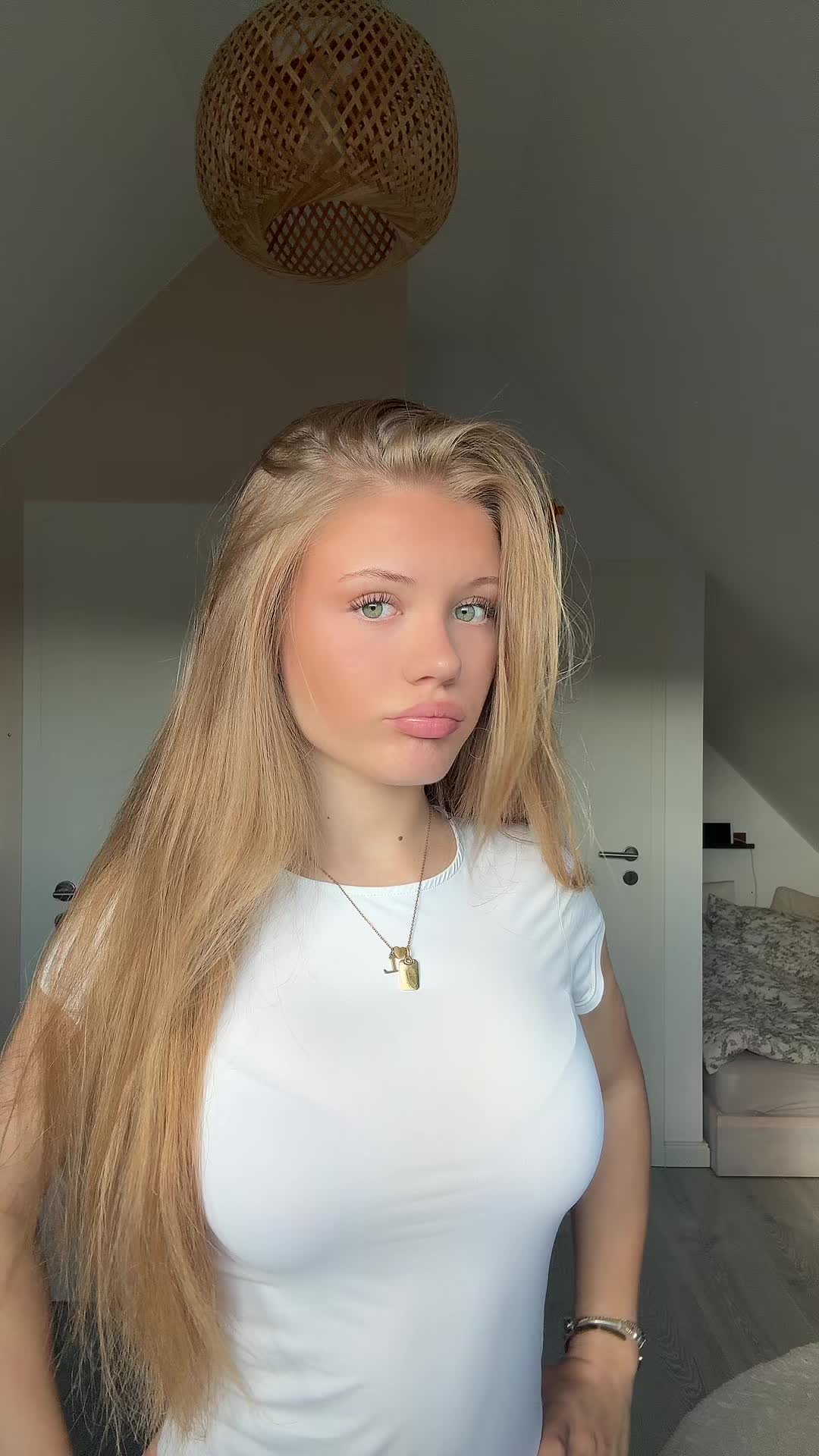 @𝗏𝗂𝖼𝗄𝗂