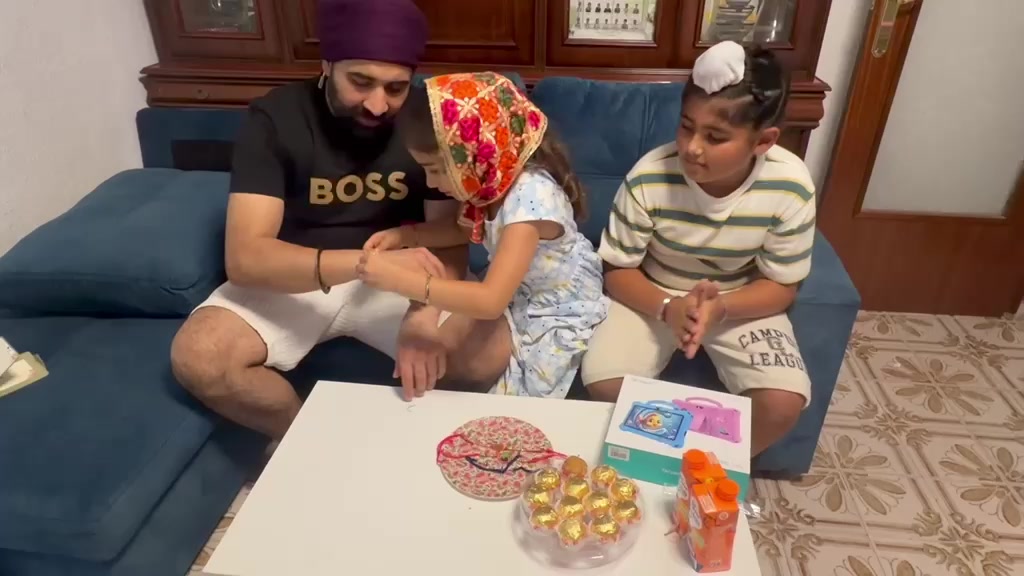 @Navneet Kaur