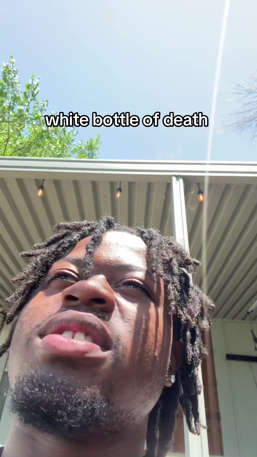 @moyoezzy