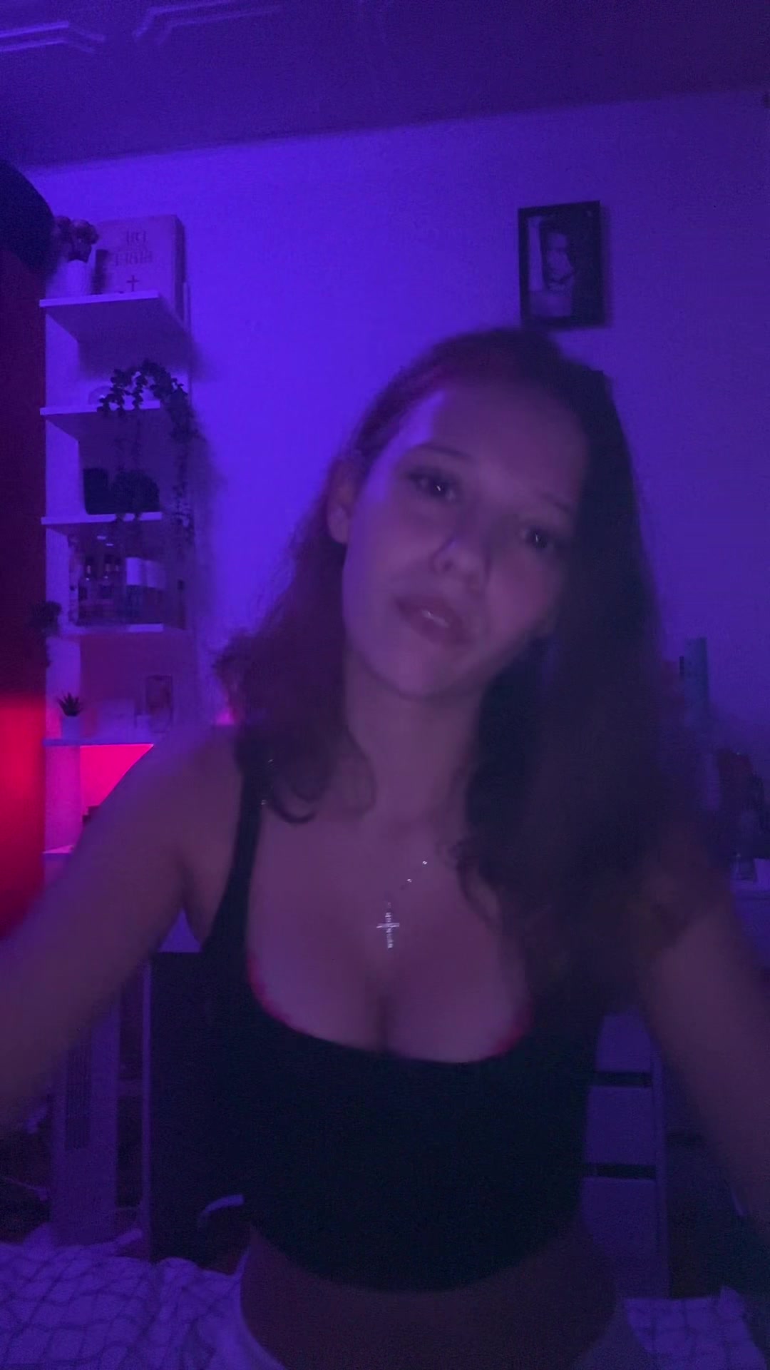 @𝔸𝕟𝕟𝕚𝕜𝕒 🥀