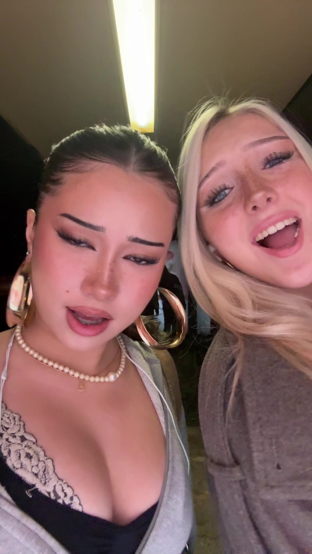 @felicia🪽