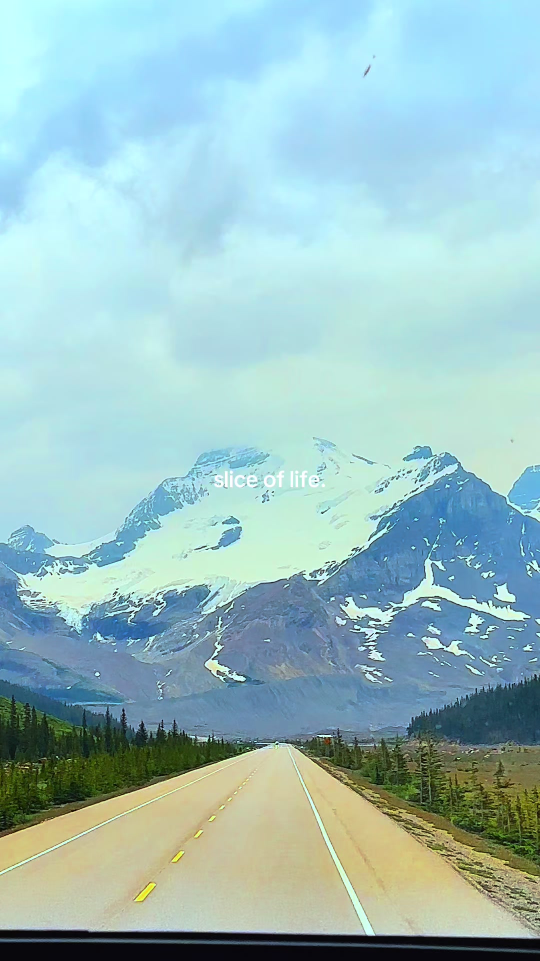 @Experience hiking in Canada