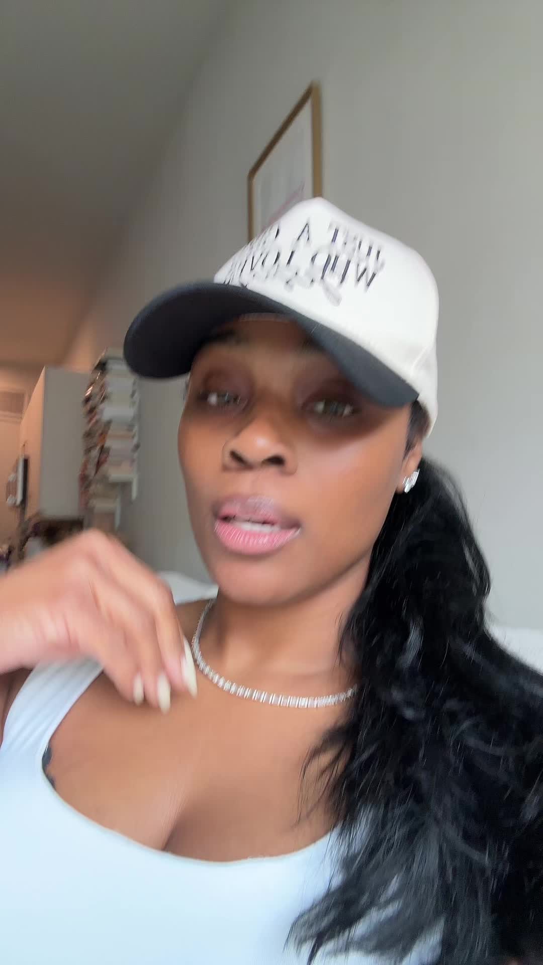 @Vanessa Elaine