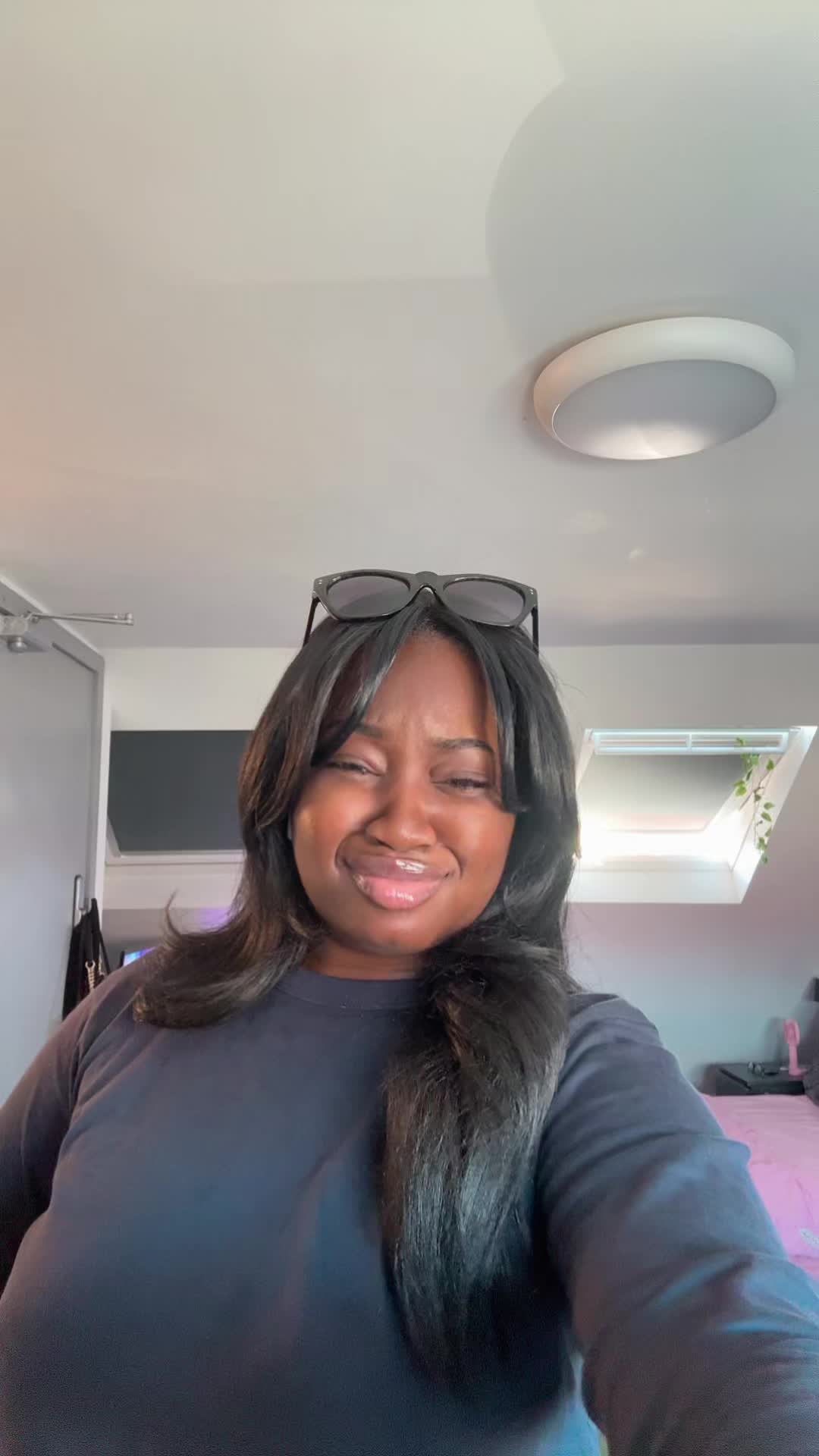 @Laylay