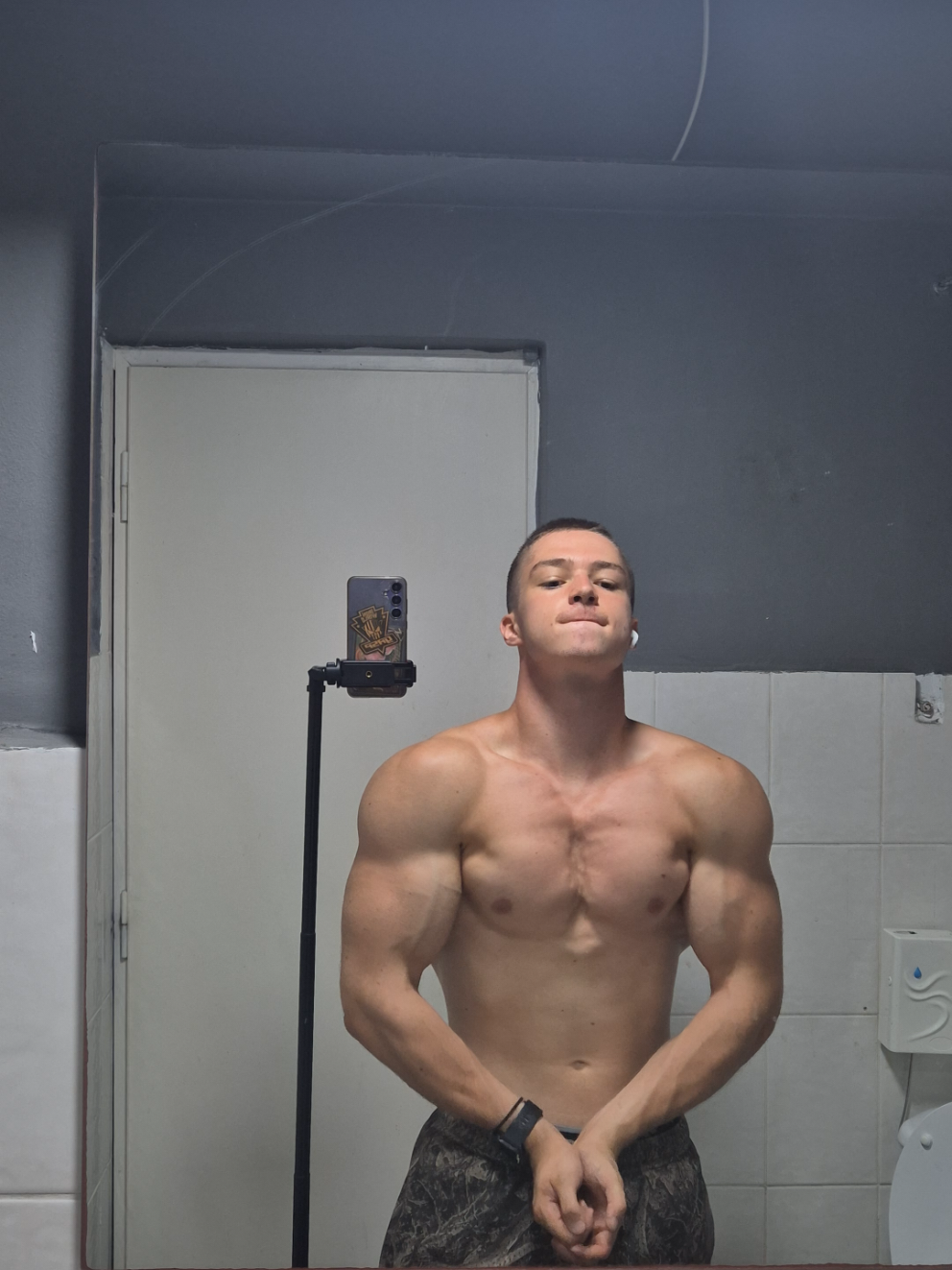 @Jacques_Voranger