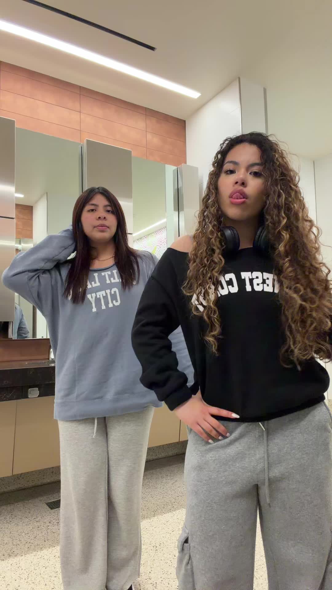 @hot.peruvian