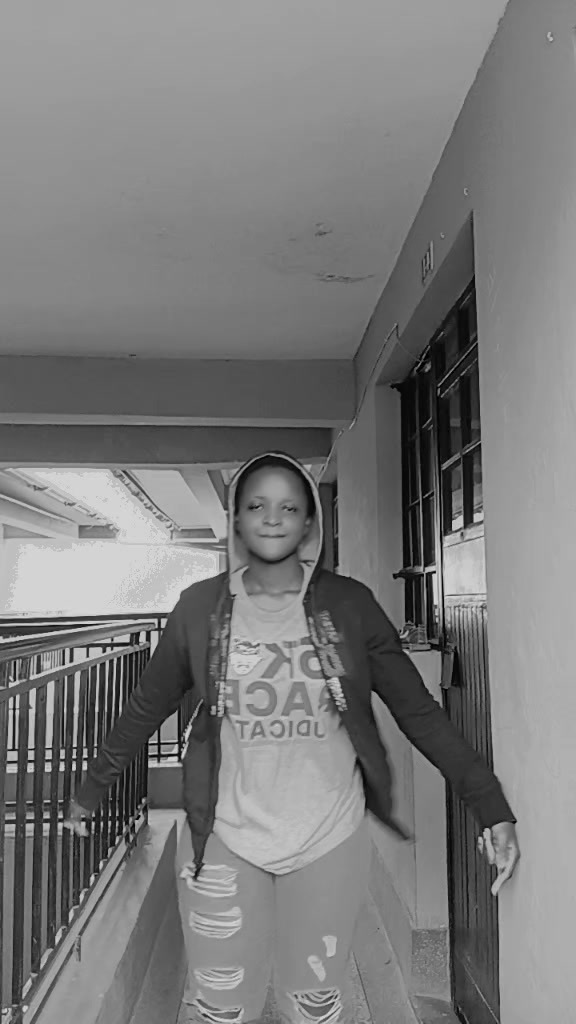 @rocxyline roza
