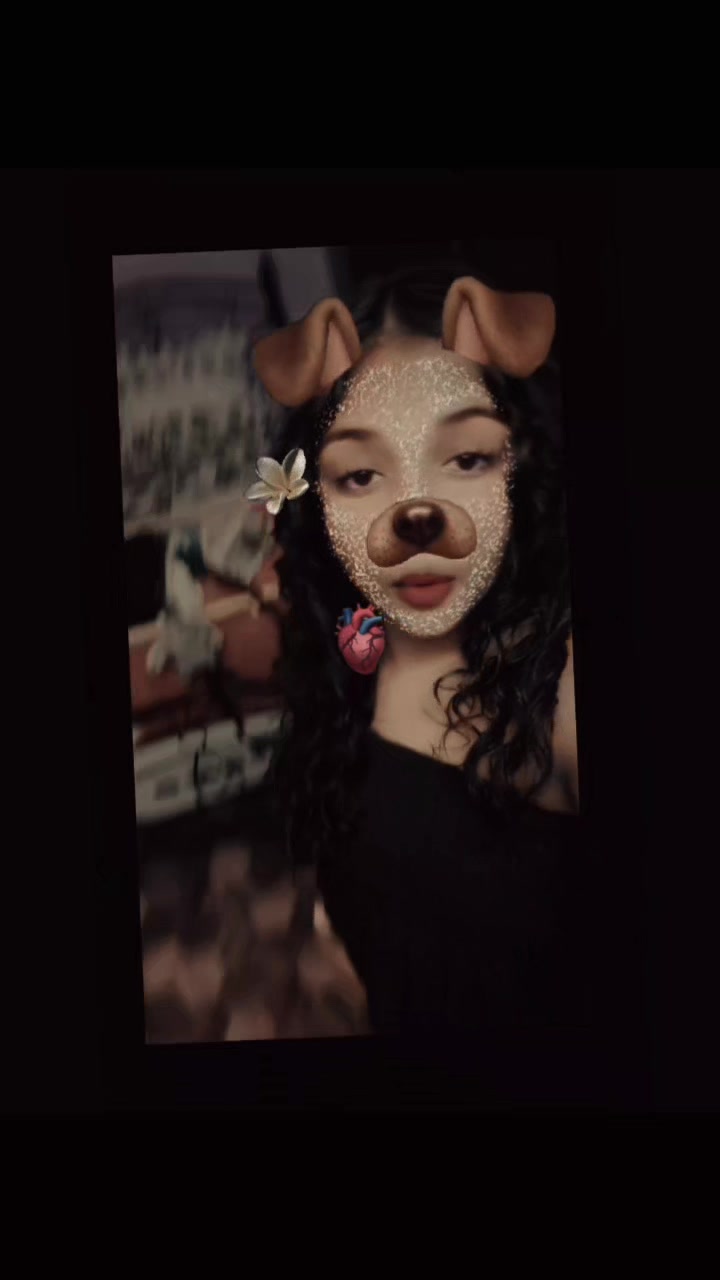 @Brinda_😗