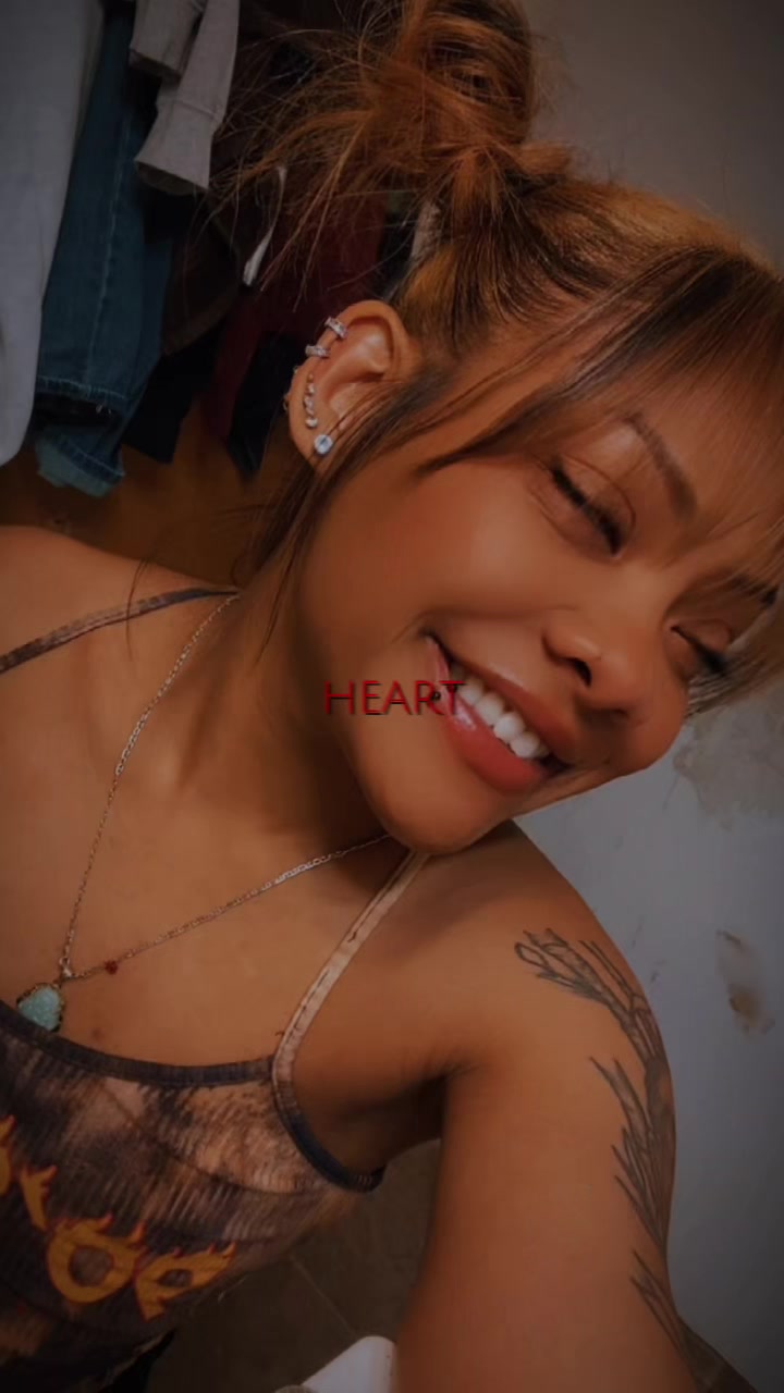 @Vangieee