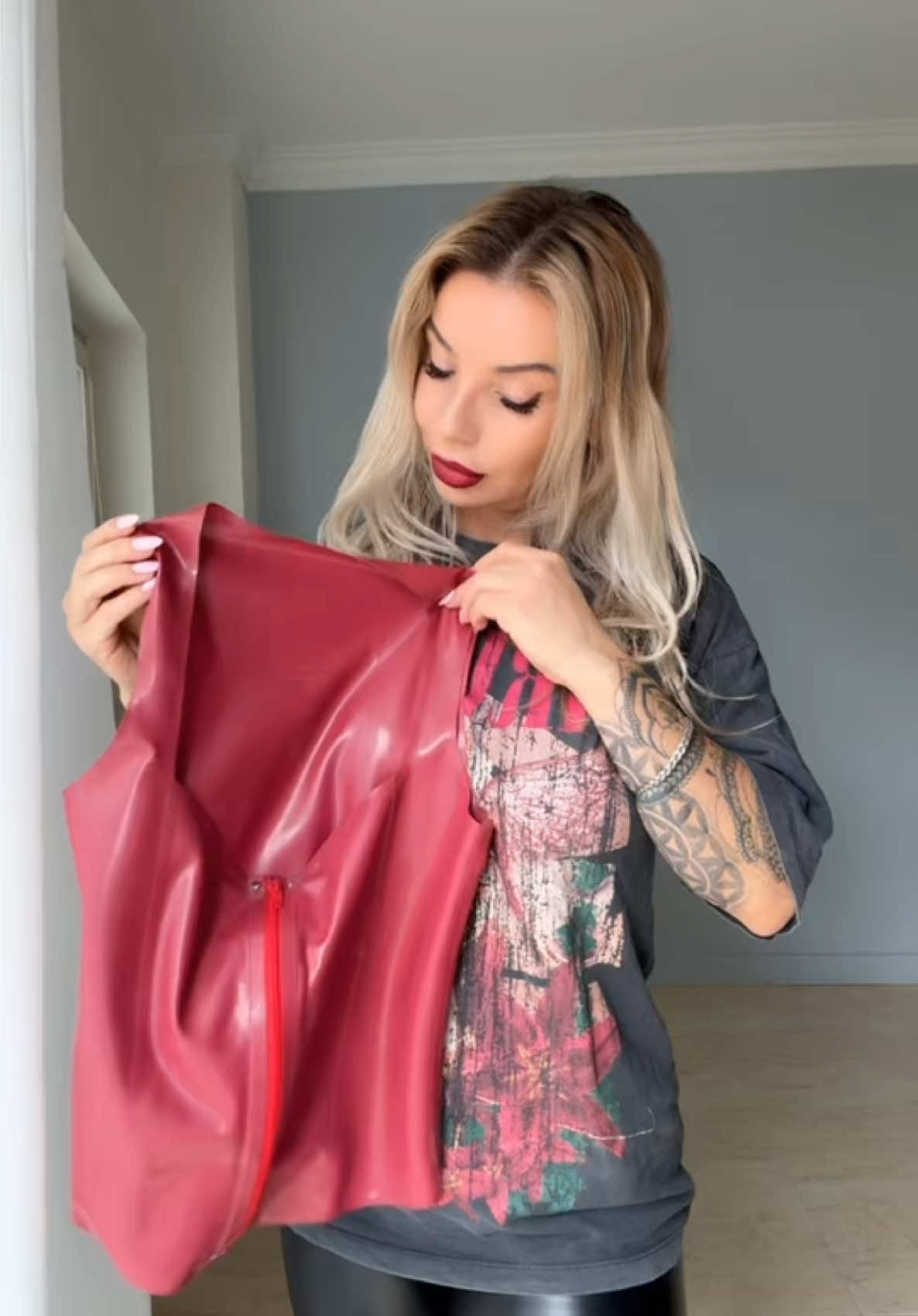 @leatherbykarina