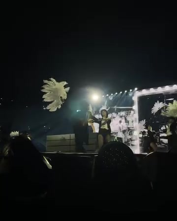 @𓂃꙳⋆videos from the eras tour