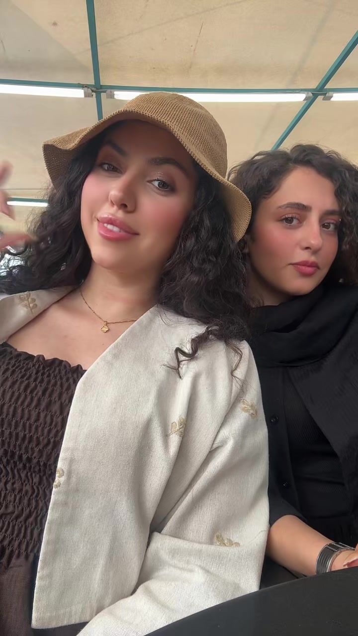 @Saba🤍